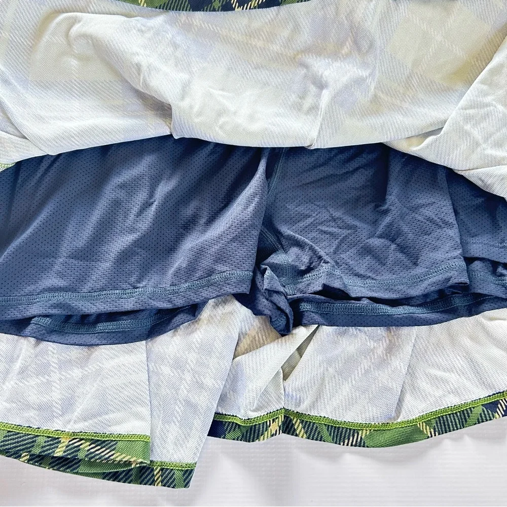 WeWoreWhat Revolve Green Plaid Tennis Skort Large NWT - Picture 8 of 9